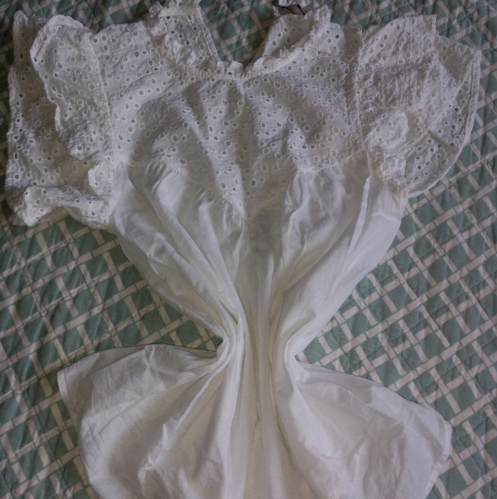 Brand New White top A New Day size XS